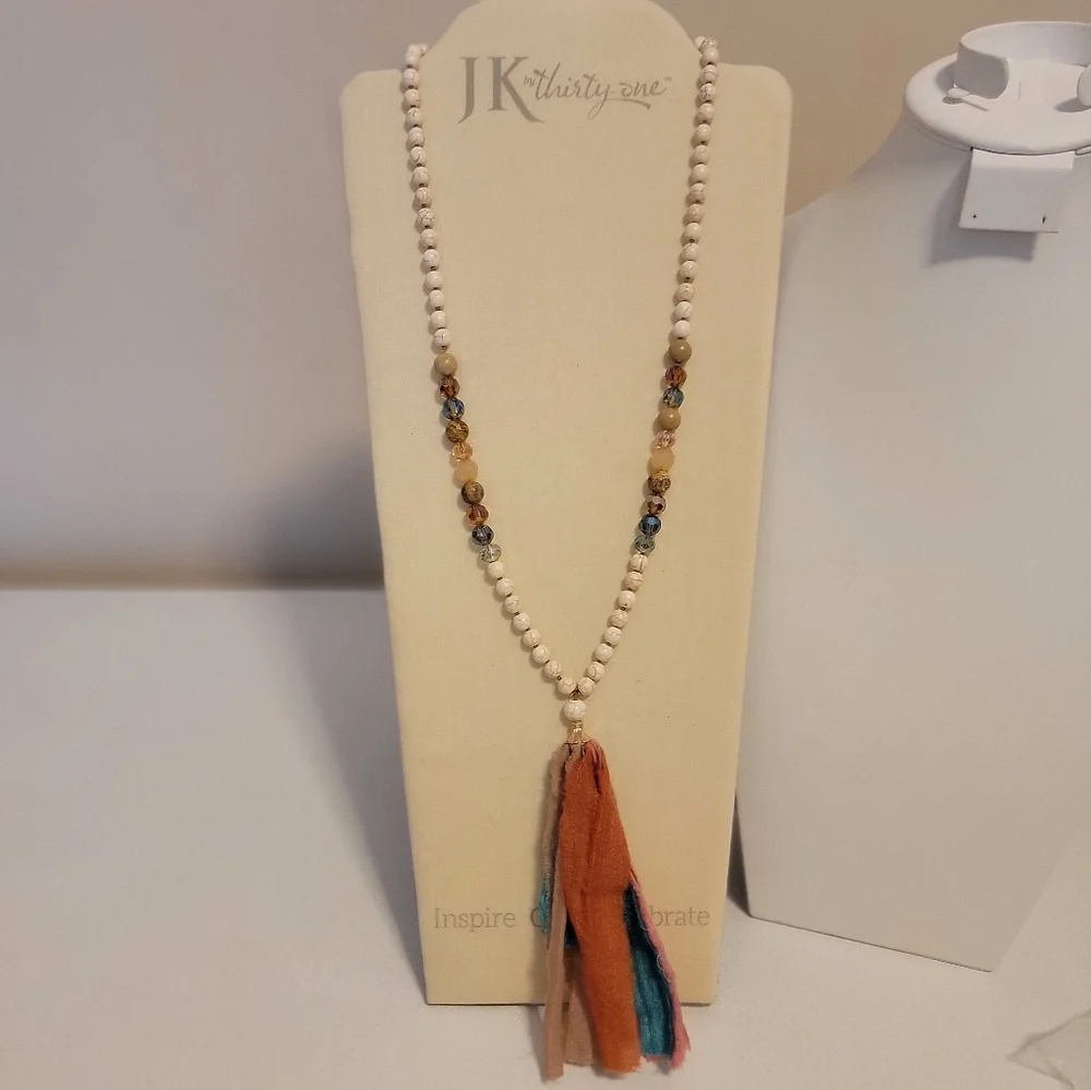 Howlite and Glass Fauceted Bead with Fabric Tassel Pendant Necklace - Picture 1 of 8